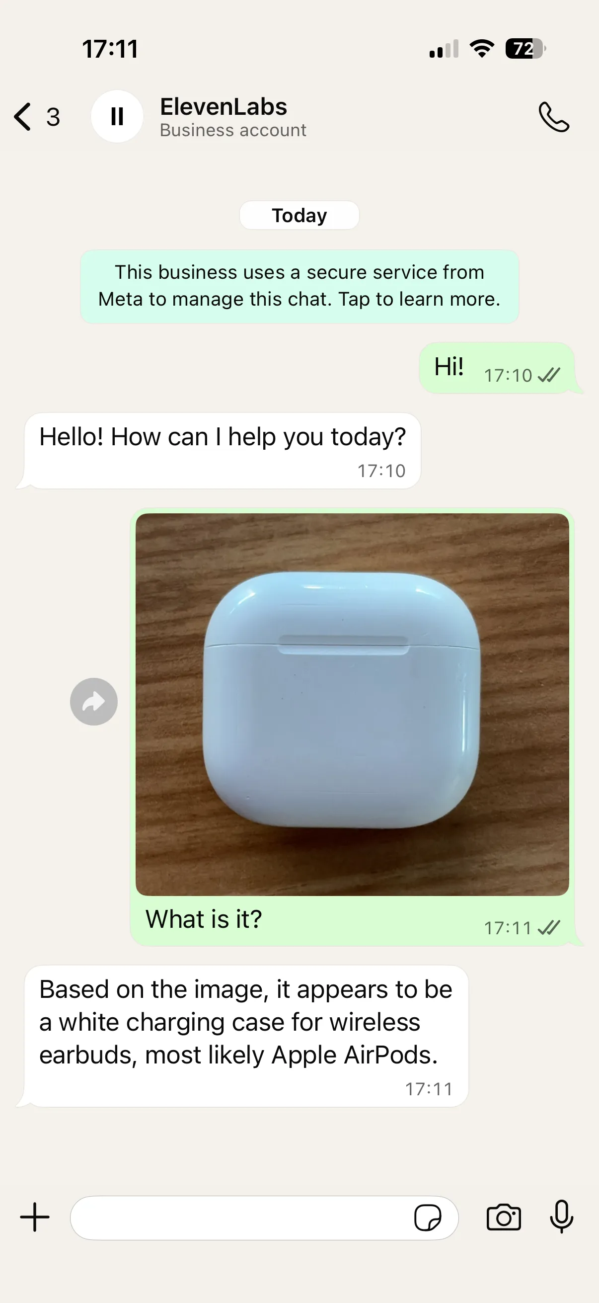 Conversazione con immagini WhatsApp